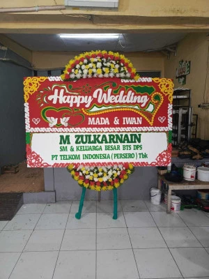 Papan Bunga di Selapajang Cisoka
